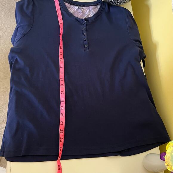 LL Bean Women's Navy Blue 1/4 Button Henley Long Sleeve Shirt Size XL - Picture 5 of 6